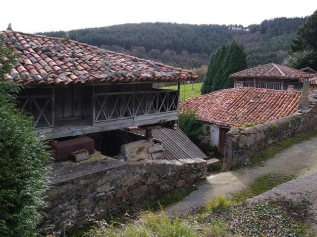 Casa en venta en Sangreña, Pravia