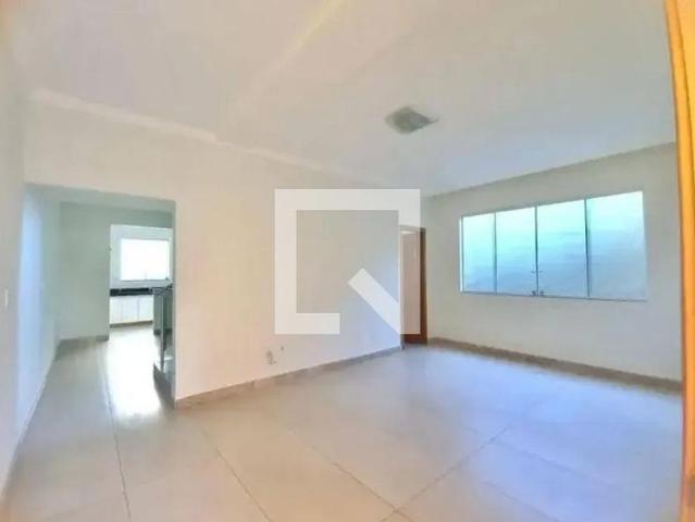 Casa aluguel em Região Geográfica Imediata de Belo Horizonte, Região Metropolitana de Belo Horizonte