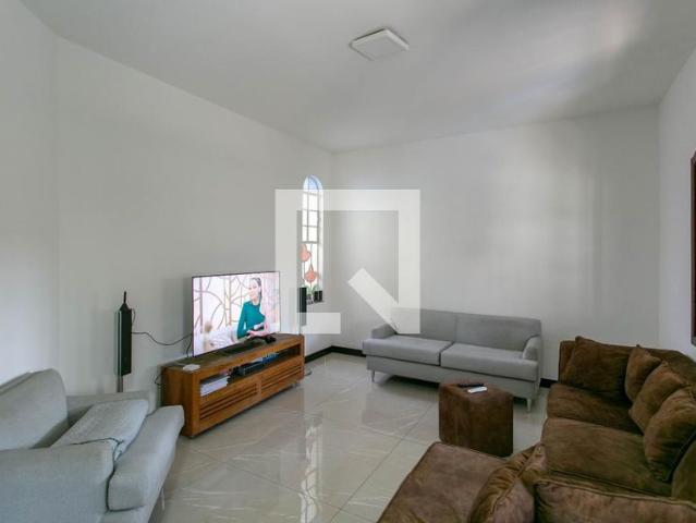 Casa aluguel em Região Geográfica Imediata de Belo Horizonte, Região Metropolitana de Belo Horizonte