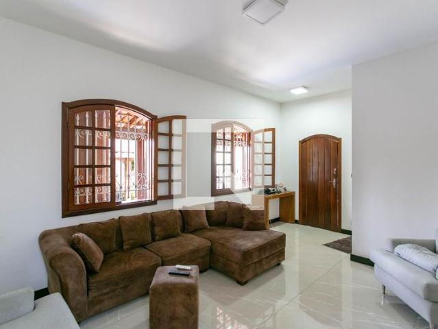 Casa aluguel em Região Geográfica Imediata de Belo Horizonte, Região Metropolitana de Belo Horizonte