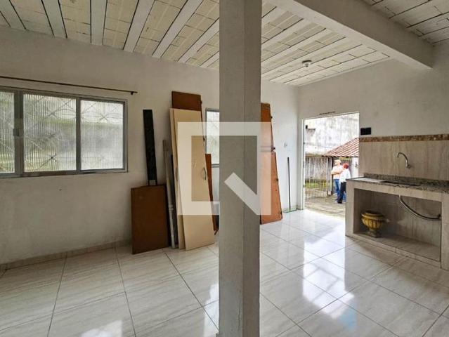 Casa aluguel em Região Geográfica Imediata do Rio de Janeiro, Região Metropolitana do Rio de Janeiro