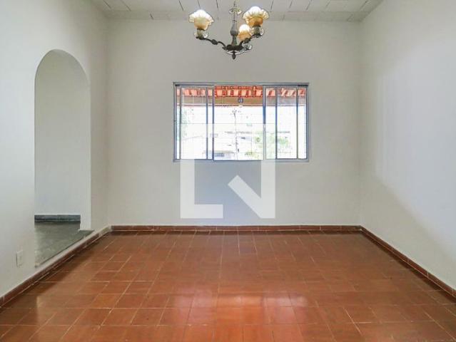 Casa aluguel em Região Geográfica Imediata de Belo Horizonte, Região Metropolitana de Belo Horizonte