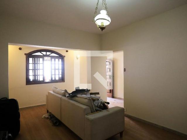 Casa aluguel em Região Geográfica Imediata de Belo Horizonte, Região Metropolitana de Belo Horizonte