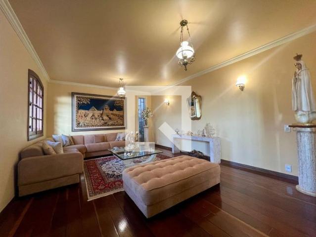 Casa aluguel em Região Geográfica Imediata de Belo Horizonte, Região Metropolitana de Belo Horizonte