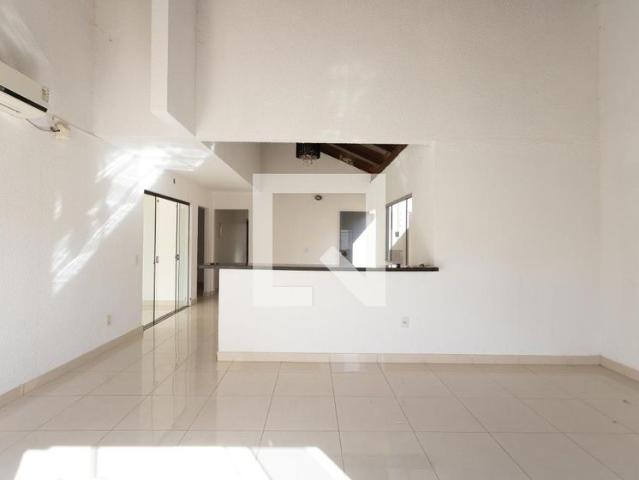 Casa aluguel em Região Geográfica Imediata de Goiânia, Goiânia