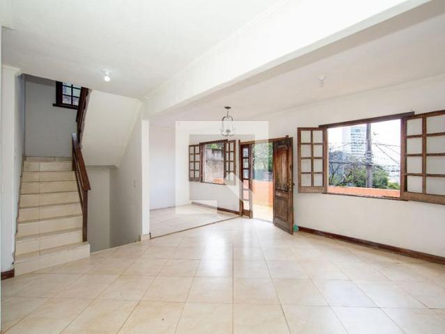 Casa aluguel em Região Geográfica Imediata de Belo Horizonte, Região Metropolitana de Belo Horizonte