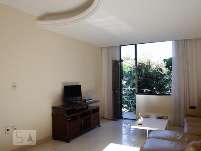 Casa aluguel em Região Geográfica Imediata de Belo Horizonte, Região Metropolitana de Belo Horizonte