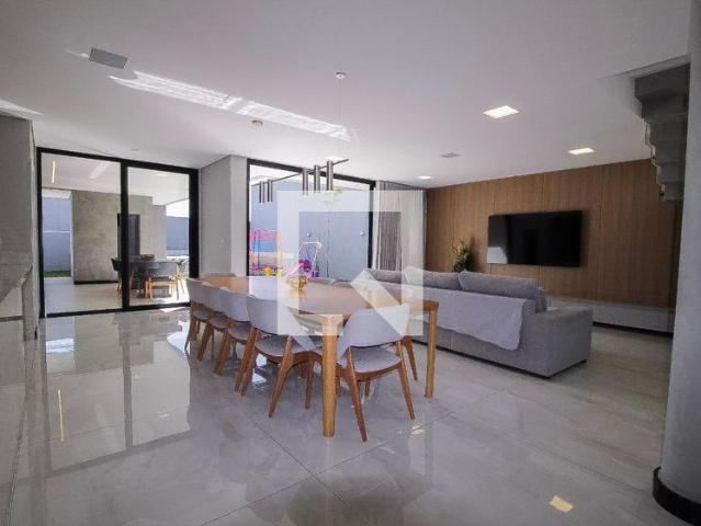 Casa aluguel em Região Geográfica Imediata de Belo Horizonte, Região Metropolitana de Belo Horizonte