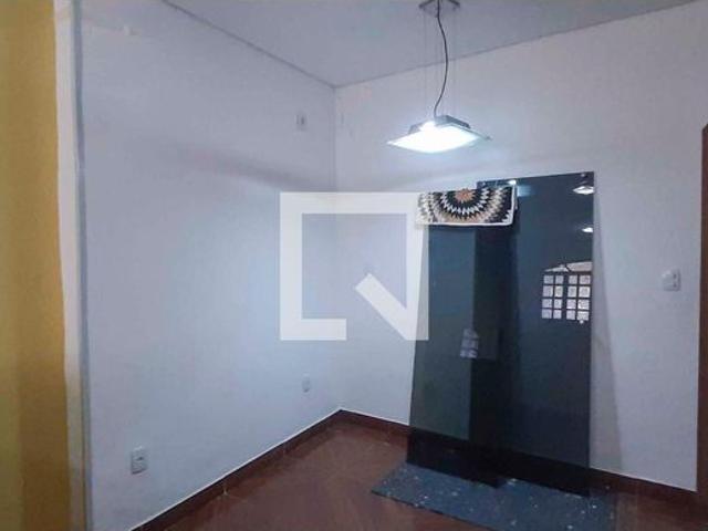 Casa aluguel em Jardim 1º de Maio, Osasco