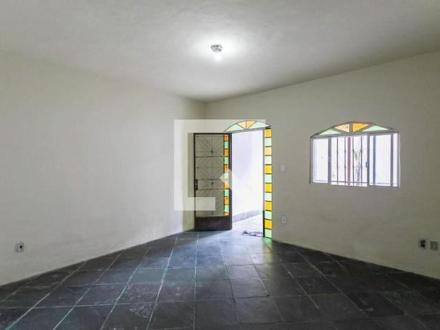 Casa aluguel em Região Geográfica Imediata de Belo Horizonte, Região Metropolitana de Belo Horizonte