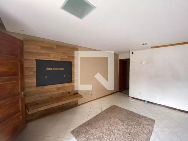 Casa aluguel em Região Geográfica Imediata de Belo Horizonte, Região Metropolitana de Belo Horizonte