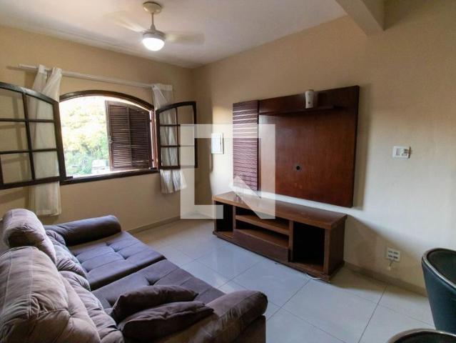 Casa aluguel em Região Geográfica Imediata do Rio de Janeiro, Região Metropolitana do Rio de Janeiro