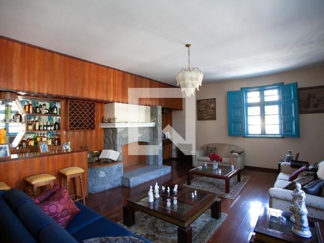 Casa aluguel em Região Geográfica Imediata de Belo Horizonte, Região Metropolitana de Belo Horizonte