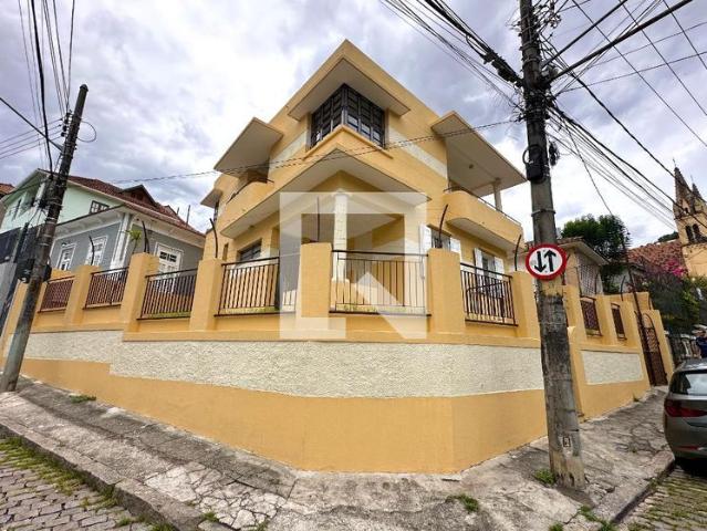 Casa aluguel em Região Geográfica Imediata do Rio de Janeiro, Região Metropolitana do Rio de Janeiro