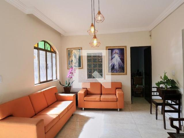 Casa aluguel em Região Geográfica Imediata de Belo Horizonte, Região Metropolitana de Belo Horizonte