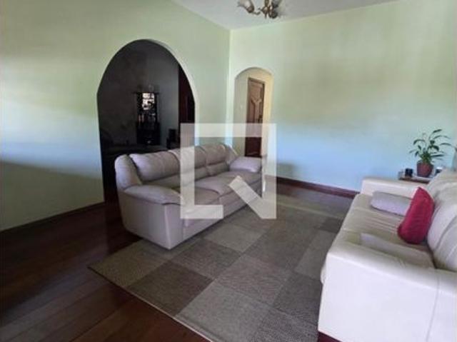 Casa aluguel em Serrano, Belo Horizonte