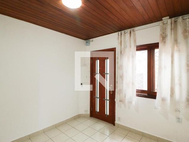Casa aluguel em Região Imediata de São Paulo, Região Metropolitana de São Paulo