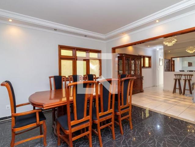 Casa aluguel em Região Imediata de São Paulo, Região Metropolitana de São Paulo