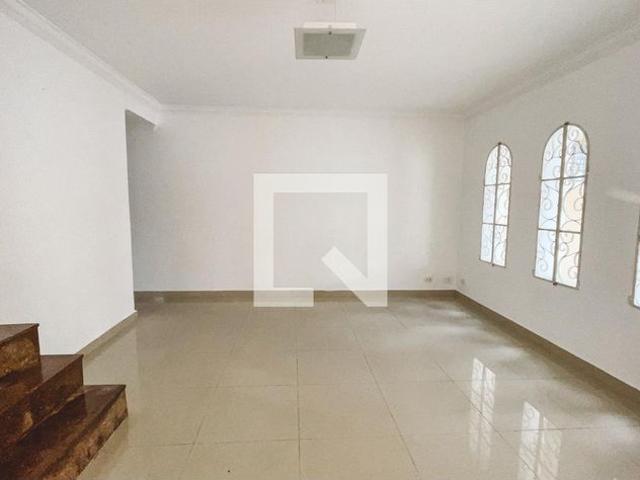Casa aluguel em Região Imediata de São Paulo, Região Metropolitana de São Paulo