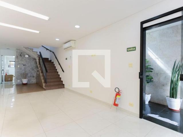 Casa aluguel em Região Imediata de São Paulo, Região Metropolitana de São Paulo