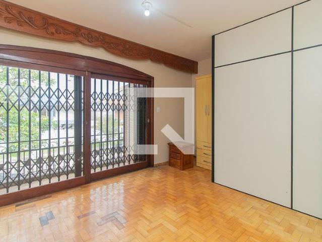 Casa aluguel em Região Geográfica Imediata de Porto Alegre, Região Metropolitana de Porto Alegre