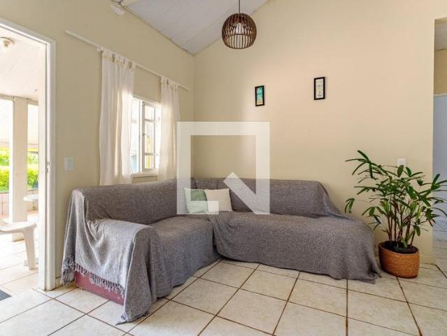 Casa aluguel em Região Geográfica Imediata de Florianópolis, Desterro