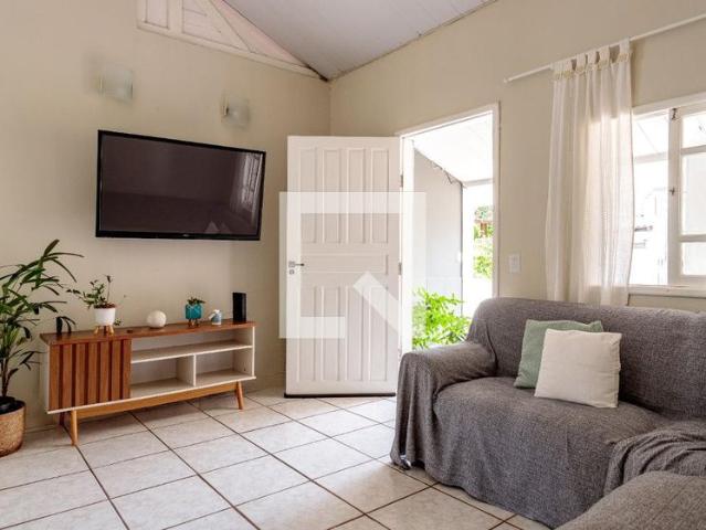 Casa aluguel em Região Geográfica Imediata de Florianópolis, Desterro