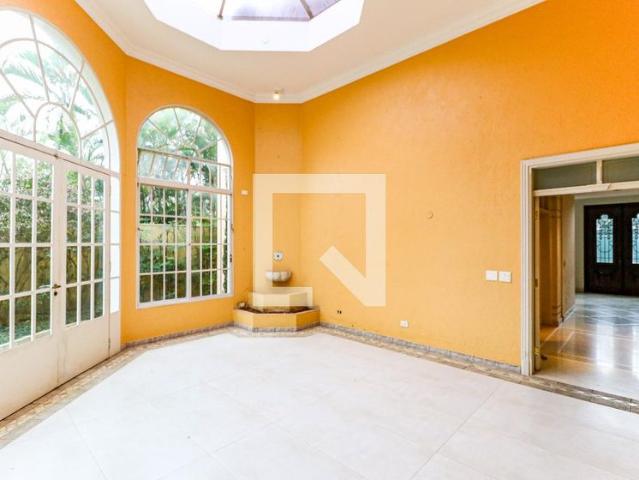 Casa aluguel em Região Imediata de São Paulo, Região Metropolitana de São Paulo