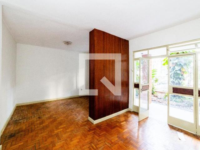 Casa aluguel em Região Geográfica Imediata de Belo Horizonte, Região Metropolitana de Belo Horizonte