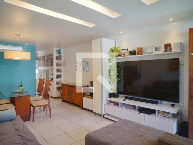Casa aluguel em Região Geográfica Imediata do Rio de Janeiro, Região Metropolitana do Rio de Janeiro