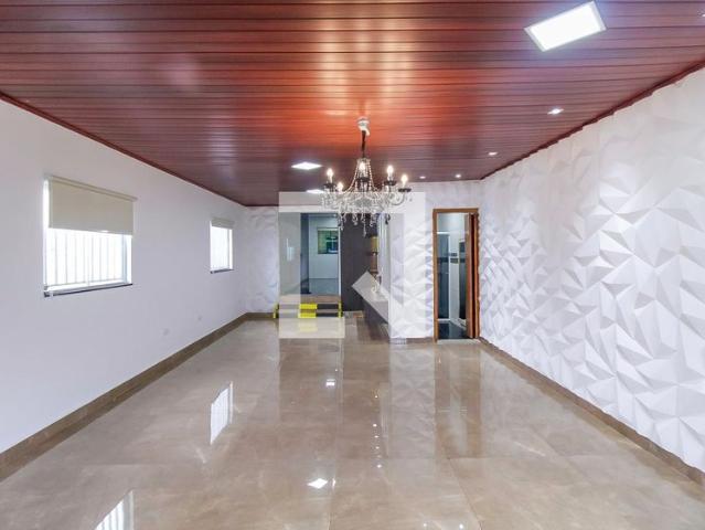 Casa aluguel em Biritiba-Mirim, São Paulo