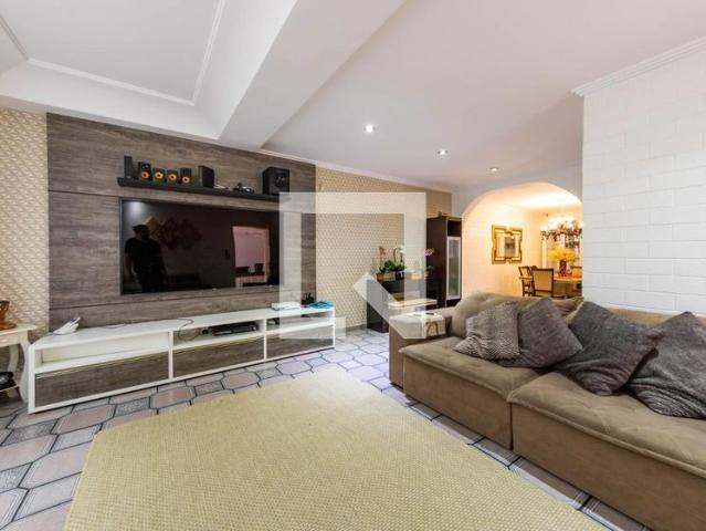 Casa aluguel em Região Imediata de São Paulo, Região Metropolitana de São Paulo