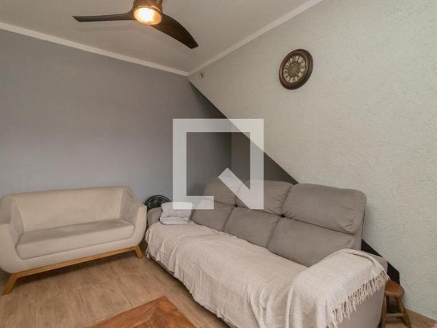 Casa aluguel em Vila Cunha Bueno, São Paulo