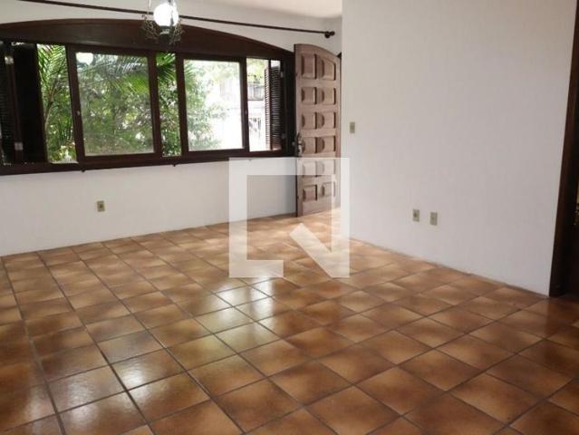 Casa aluguel em Região Geográfica Imediata de Porto Alegre, Região Metropolitana de Porto Alegre