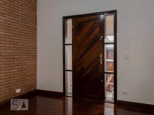 Casa aluguel em Região Imediata de São Paulo, Região Metropolitana de São Paulo