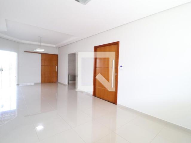 Casa aluguel em Região Geográfica Imediata de Uberlândia, Oliveira Fortes