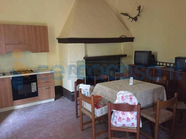 Villa Indipendente in affitto a Montecalvoli, Santa Maria a Monte