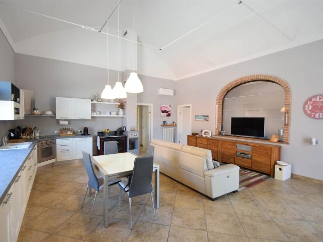Villa Indipendente in vendita a Carpaneto Piacentino, Reggio Emilia