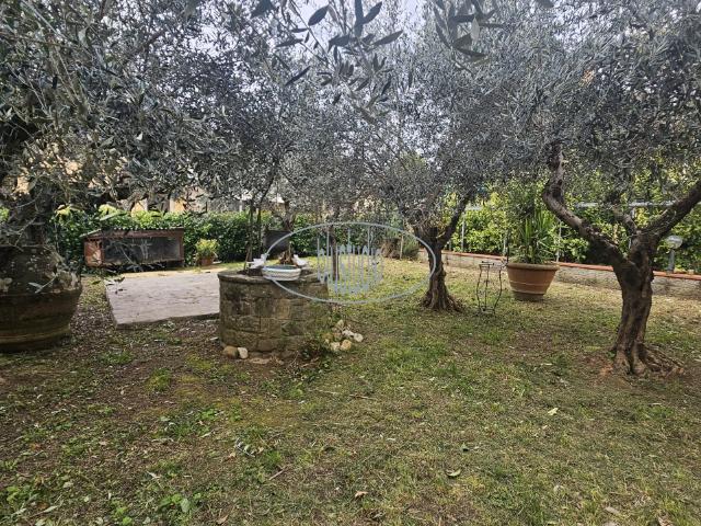 Villa Indipendente in vendita a Castelfranco Piandiscò, Toscana