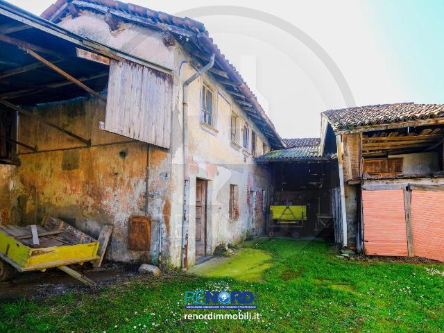 Villa Indipendente in vendita a Magherno, Lombardia