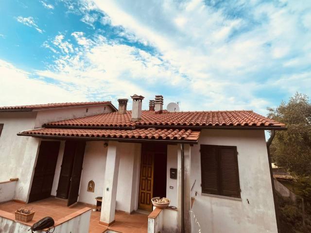 Villa Indipendente in vendita a Marciana Marina, Toscana