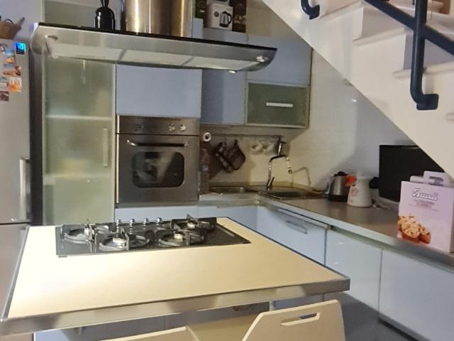 Villa Indipendente in vendita a Centro Storico, Marche