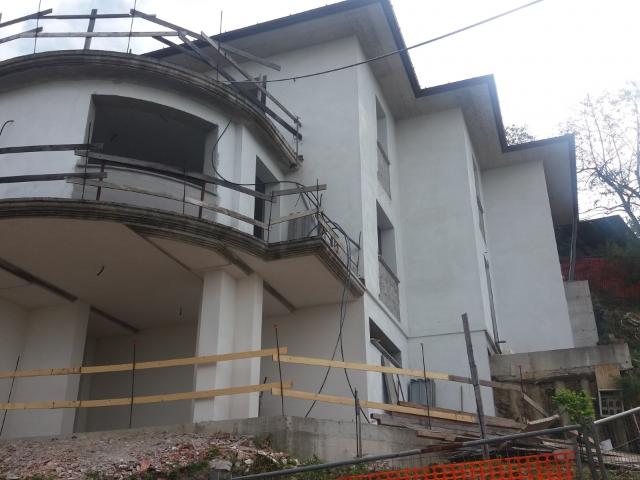 Villa Indipendente in vendita a Uzzano E Castello, Pistoia