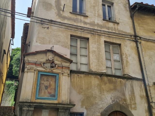 Villa Indipendente in vendita a San Lorenzo a Cerreto, Uzzano E Castello