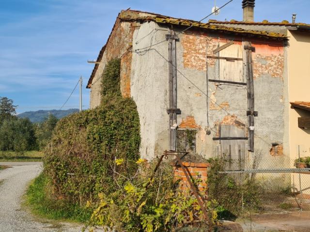 Villa Indipendente in vendita a Uzzano E Castello, Pistoia