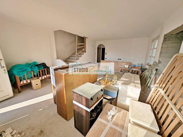 Villa Indipendente in vendita a Seravezza, Toscana