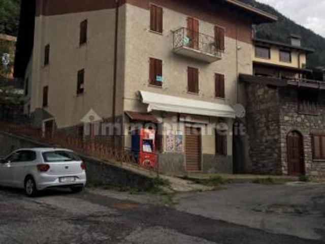 Villa Indipendente in vendita a Comunità Montana di Scalve, Vilminore Di Scalve