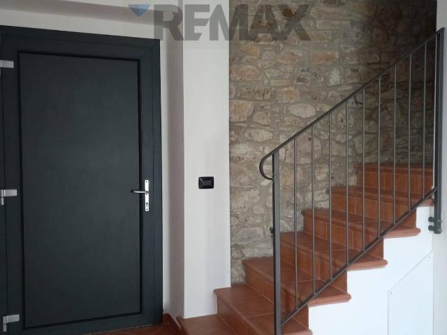 Villa Indipendente in affitto a Neviano Degli Arduini, Reggio Emilia