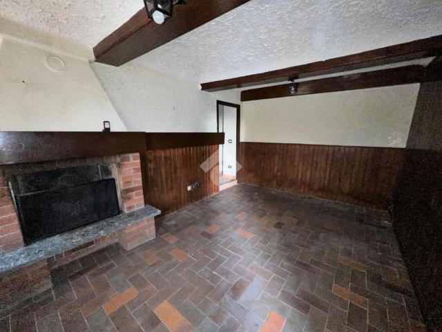 Villa Indipendente in affitto a Piemonte, Asti