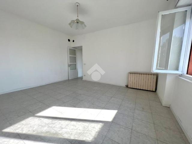 Villa Indipendente in affitto a Piemonte, Asti